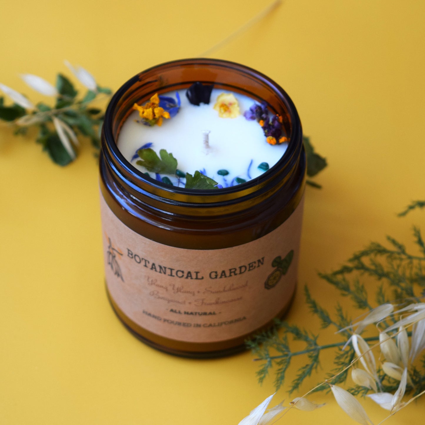 Ylang Ylang Sandalwood Soy Candle: Aromatherapy With Dried Flowers